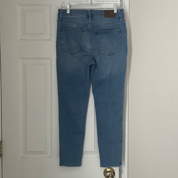 Madewell 10" High-Rise Skinny Crop Jeans Medium wash  Size 29 - Picture 2 of 8